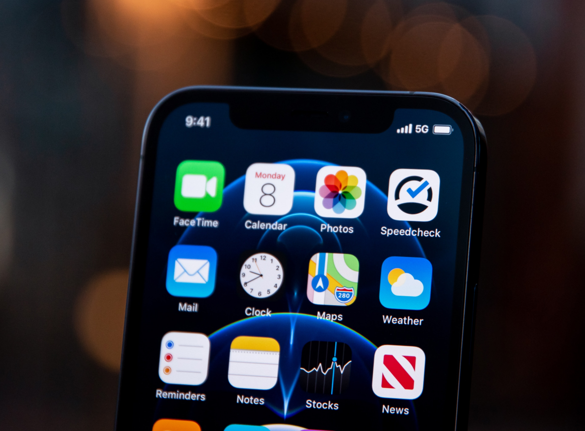 苏尼特右苹果手机维修分享为什么 iPhone 12 在冬季会自动关机 