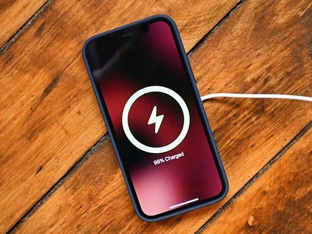 苏尼特右苹果手机维修分享iPhone 12可以随便充电吗 